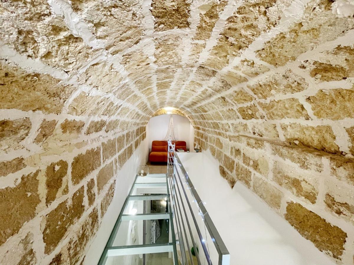 Mediterraneo House- Casa Nel Centro Storico Matino Dış mekan fotoğraf
