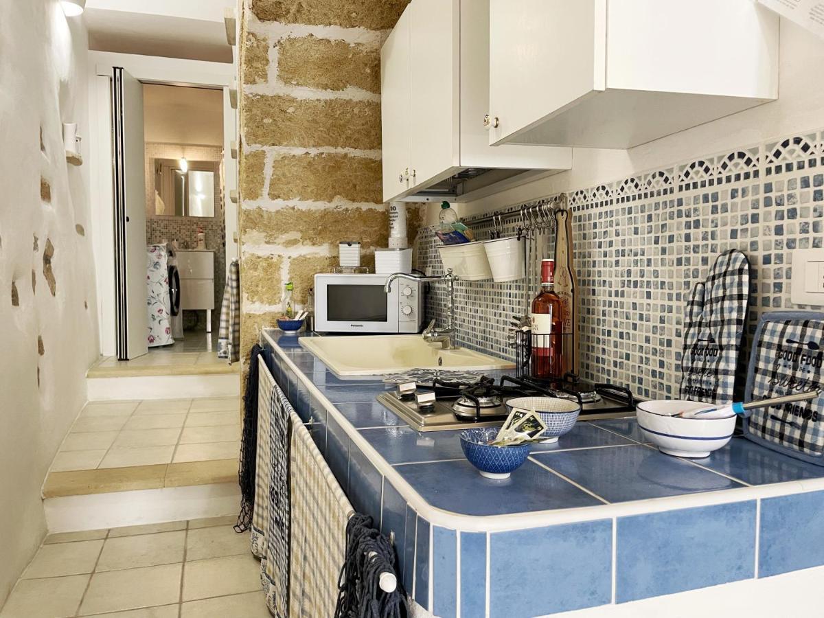 Mediterraneo House- Casa Nel Centro Storico Matino Dış mekan fotoğraf