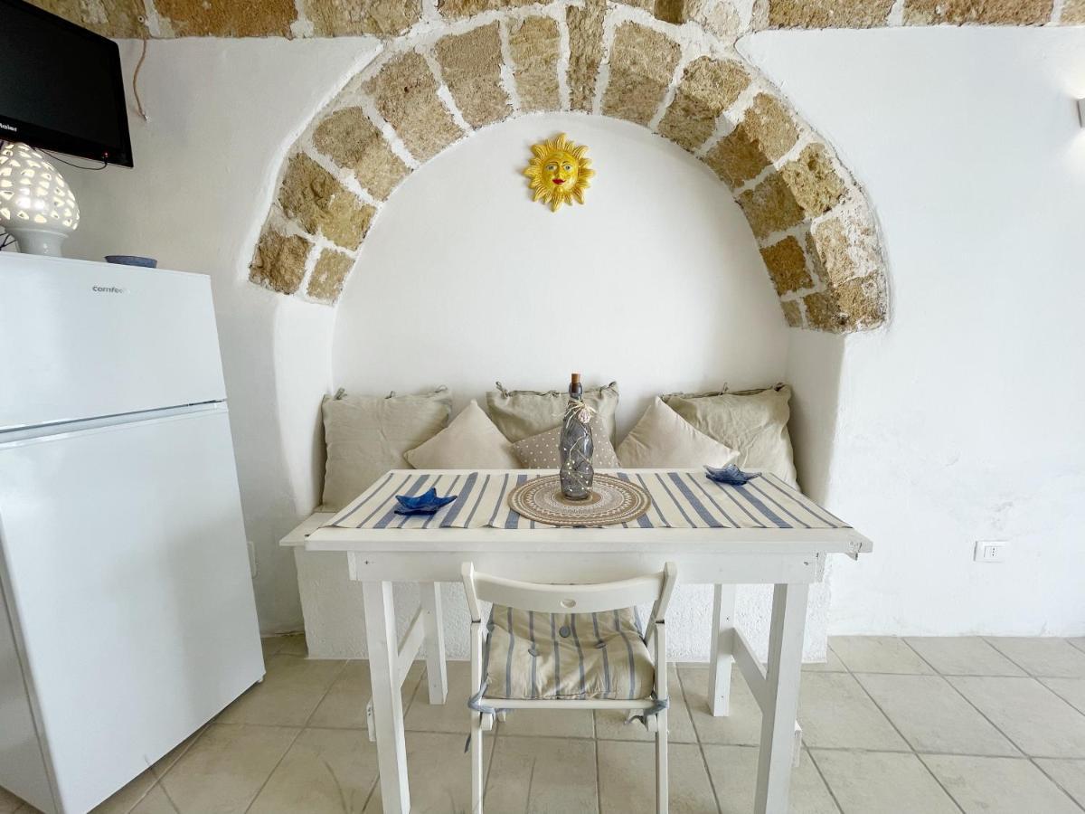 Mediterraneo House- Casa Nel Centro Storico Matino Dış mekan fotoğraf