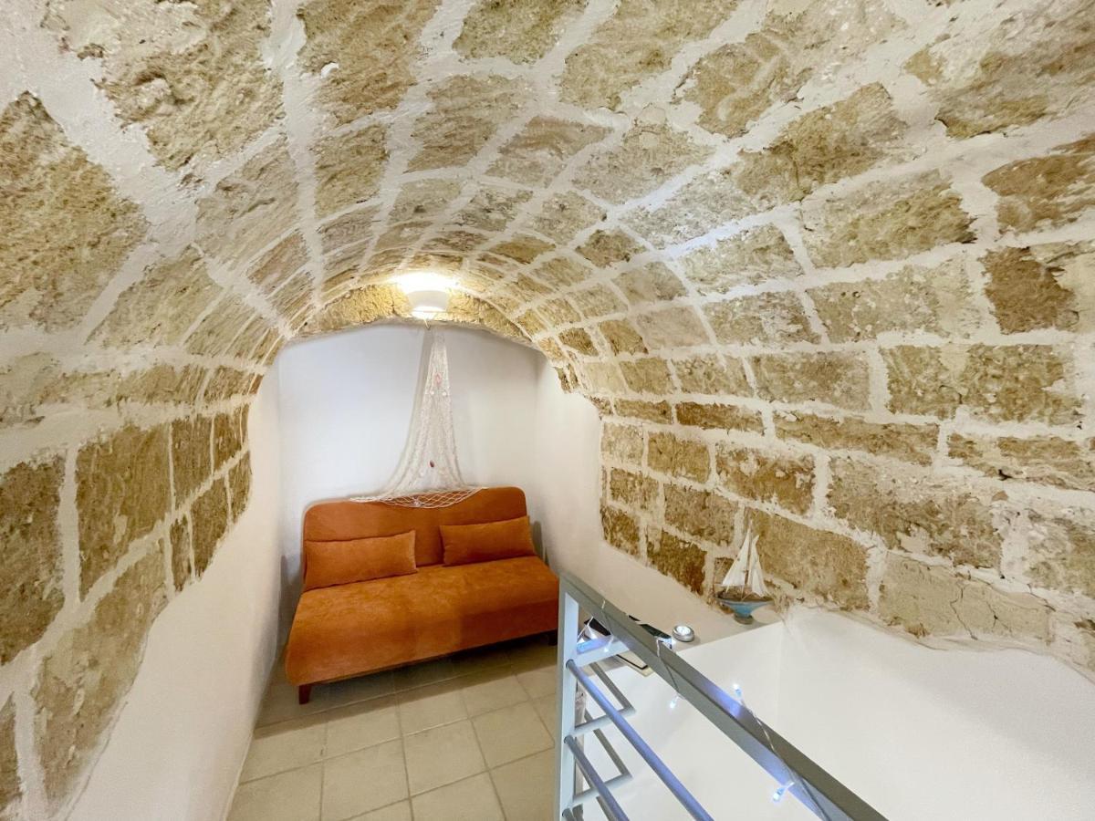 Mediterraneo House- Casa Nel Centro Storico Matino Dış mekan fotoğraf