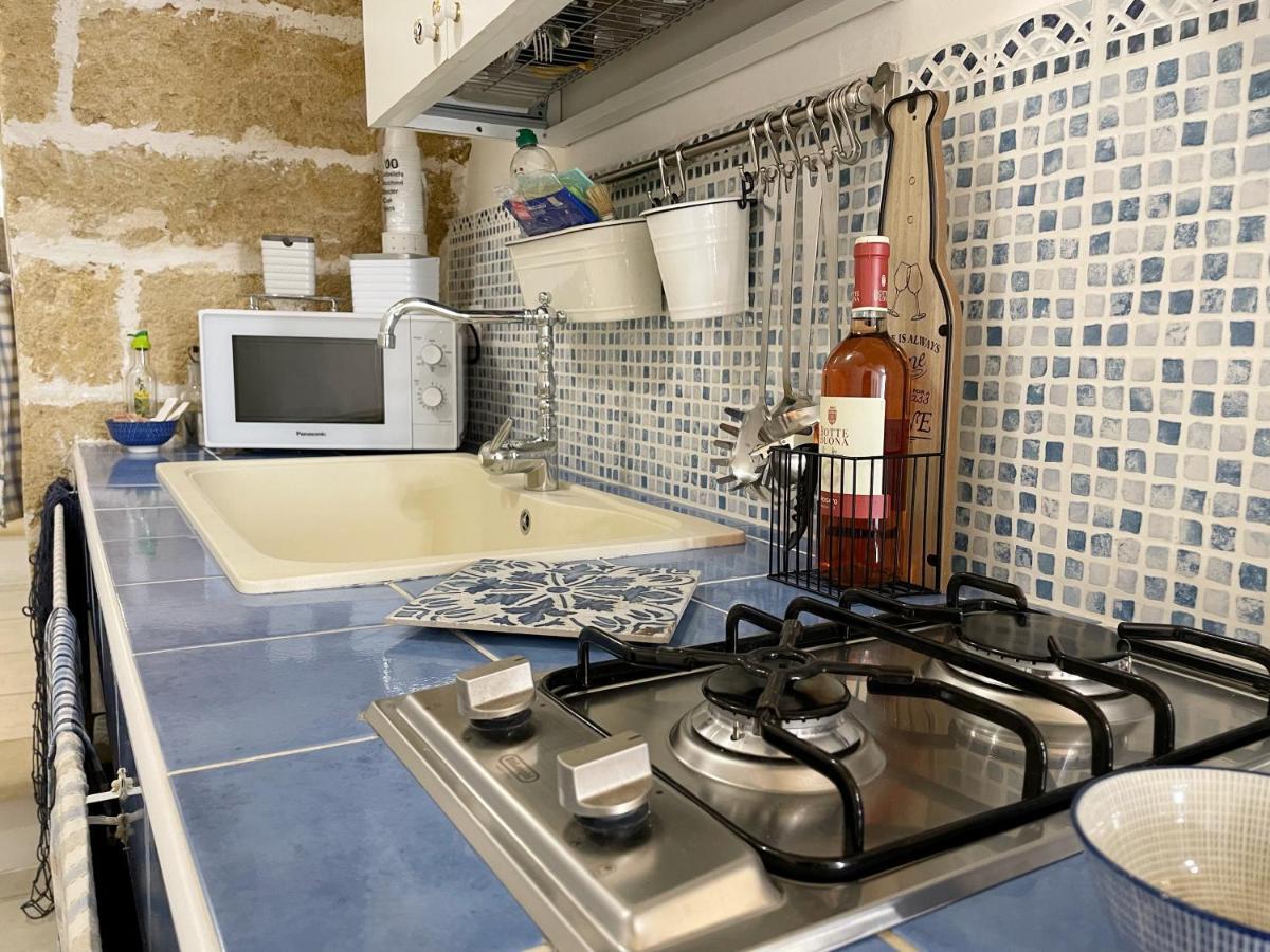 Mediterraneo House- Casa Nel Centro Storico Matino Dış mekan fotoğraf